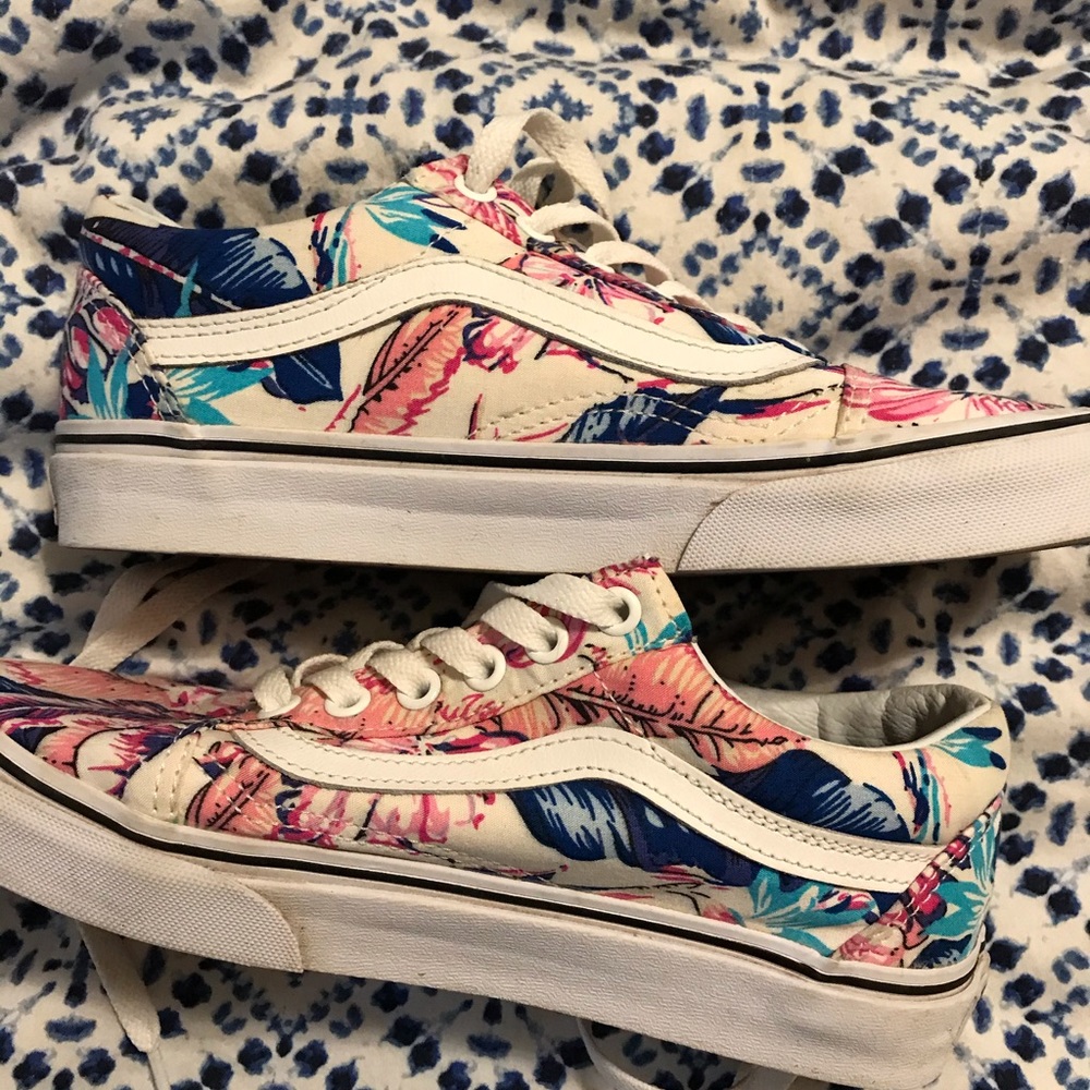Floral vans